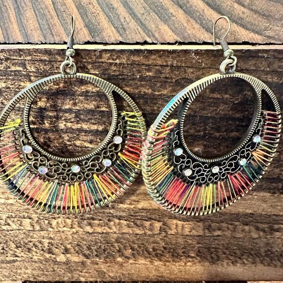 Boho Hippie Cowgirl Threaded Loop Wire Drop Earrings, Multicolor, Gift Box - Picture 4 of 7